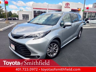 2025 Toyota Sienna XLE