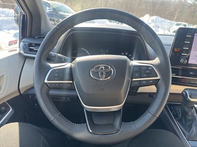 2023 Toyota Sienna XLE