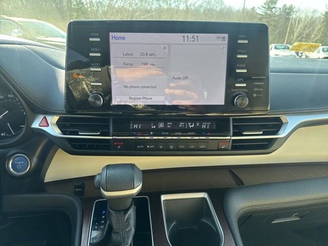 2023 Toyota Sienna XLE