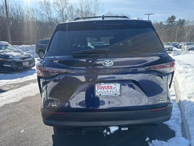 2023 Toyota Sienna XLE