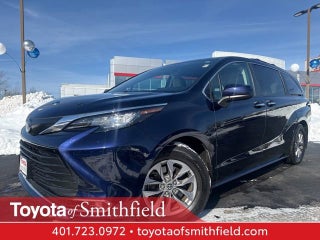 2023 Toyota Sienna XLE