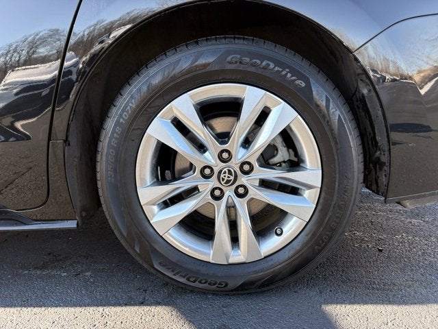 2022 Toyota Sienna Limited