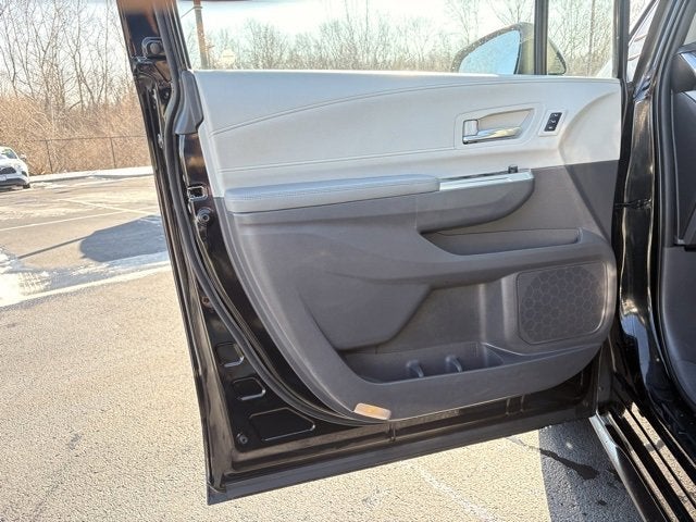 2022 Toyota Sienna Limited