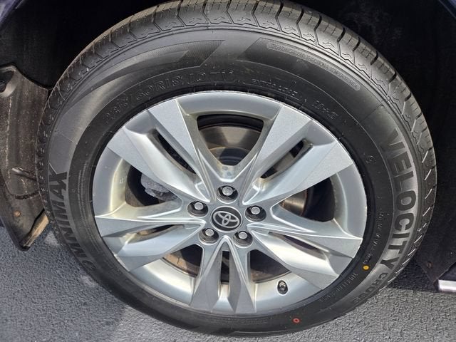 2023 Toyota Sienna Limited