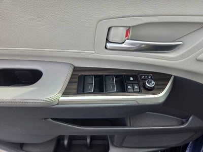 2023 Toyota Sienna Limited