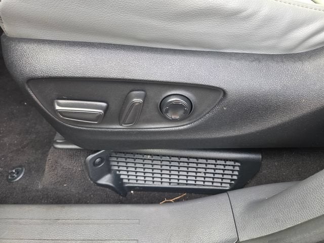 2023 Toyota Sienna Limited