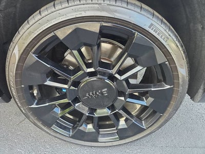 2023 BMW XM Base