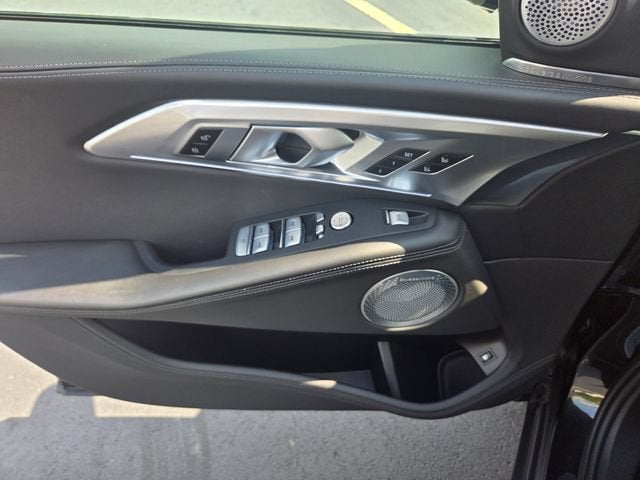 2023 BMW XM Base