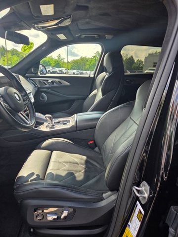 2023 BMW XM Base