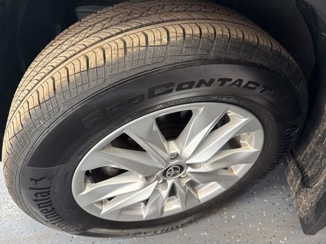 2023 Toyota Corolla Cross LE