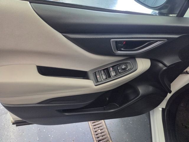 2023 Subaru Forester Base