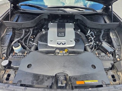 2015 INFINITI QX70 Base