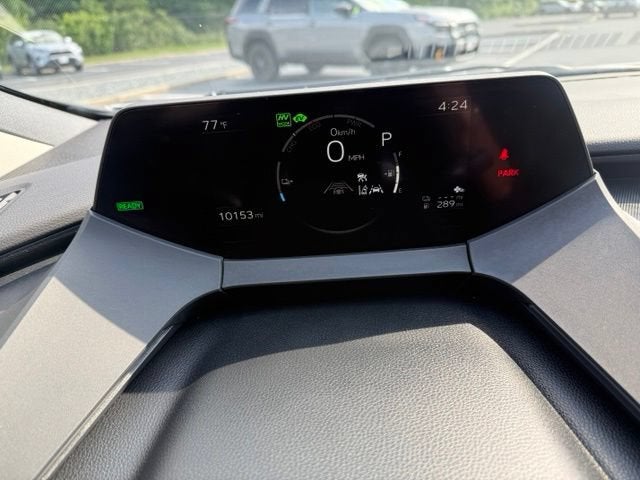 2025 Toyota Prius Plug-In Hybrid SE