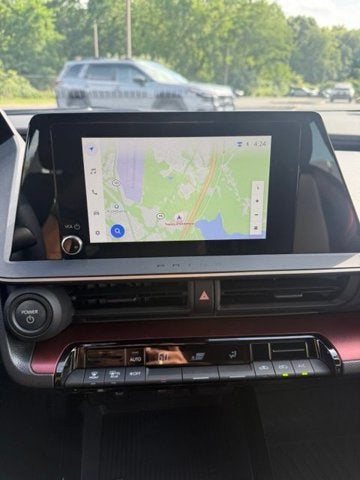 2025 Toyota Prius Plug-In Hybrid SE