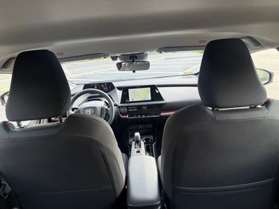 2025 Toyota Prius Plug-In Hybrid SE