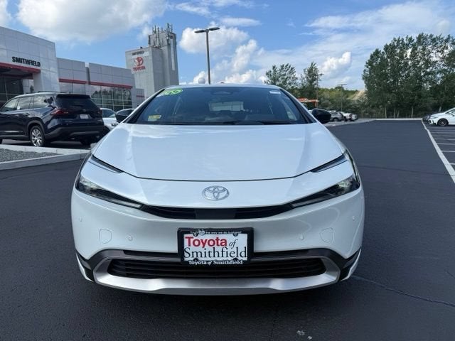 2025 Toyota Prius Plug-In Hybrid SE