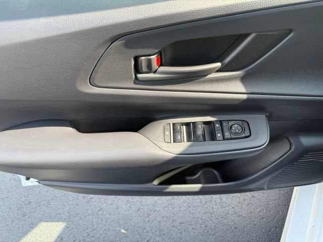 2025 Toyota Prius Plug-In Hybrid SE