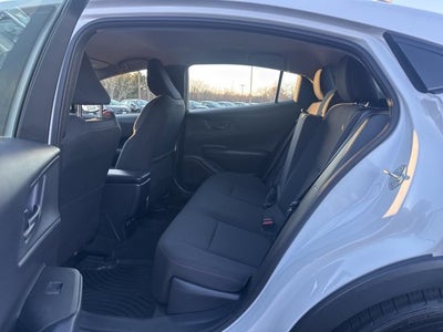 2025 Toyota Prius Plug-In Hybrid SE