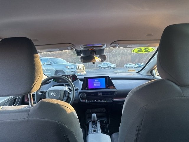 2025 Toyota Prius Plug-In Hybrid SE