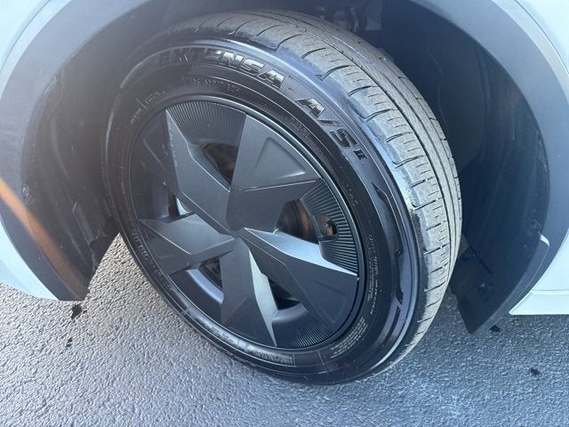 2025 Toyota Prius Plug-In Hybrid SE