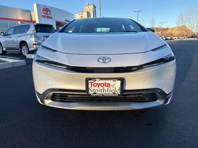 2025 Toyota Prius Plug-In Hybrid SE
