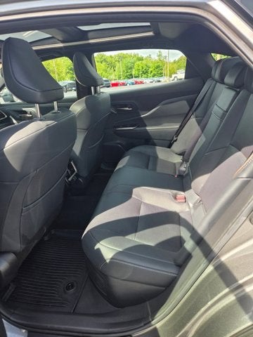 2024 Toyota Crown Platinum