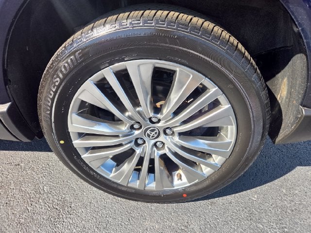 2022 Toyota Venza Limited