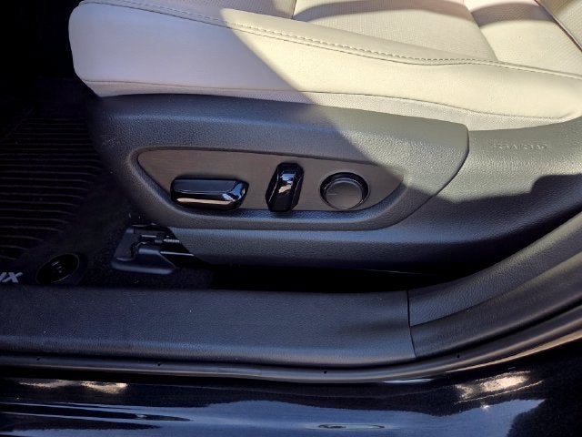 2026 Lexus UX 300h Premium