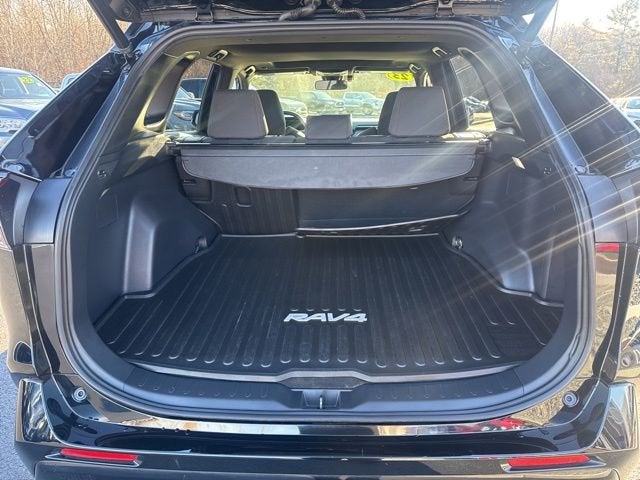 2023 Toyota RAV4 Prime SE