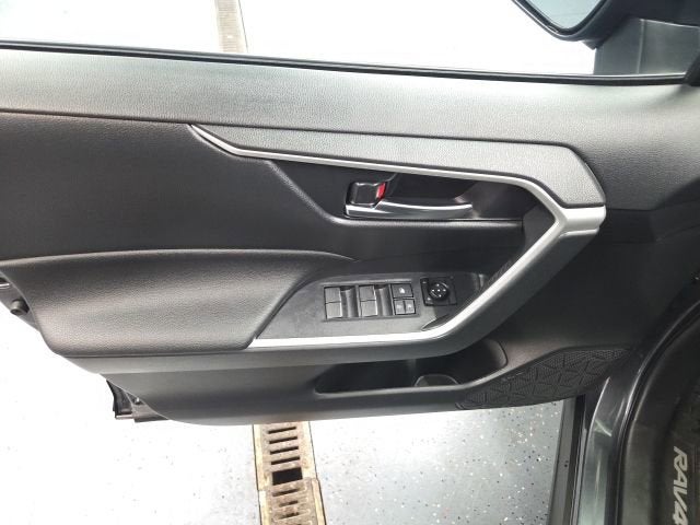 2023 Toyota RAV4 Prime SE