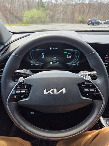 2024 Kia Niro EX