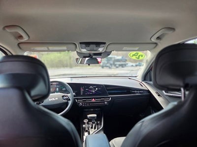 2024 Kia Niro EX
