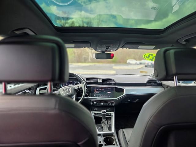 2022 Audi Q3 Premium