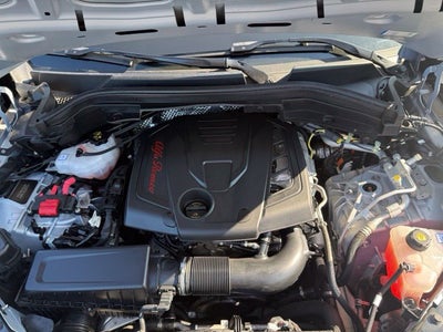 2025 Alfa Romeo Stelvio Base
