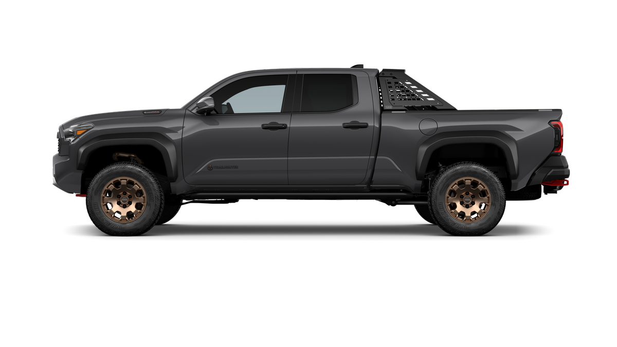 2026 Toyota Tacoma i-FORCE MAX Tacoma Trailhunter