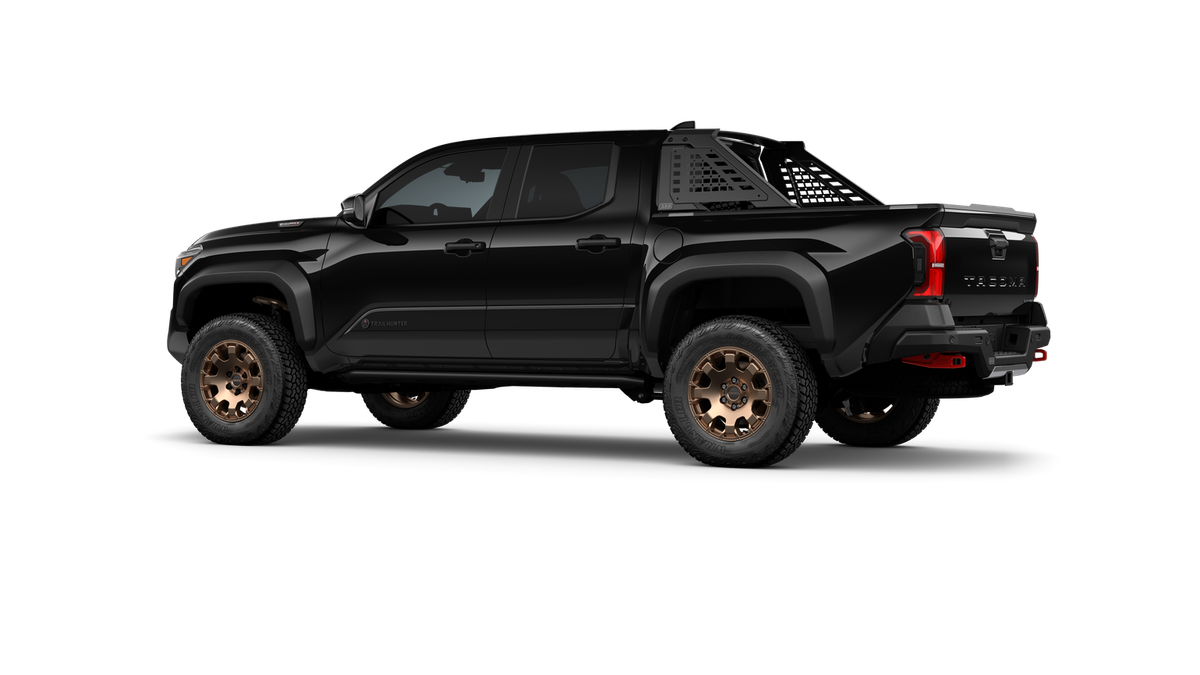 2026 Toyota Tacoma i-FORCE MAX Tacoma Trailhunter