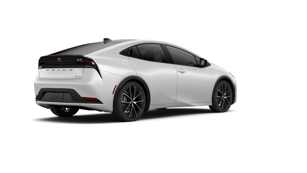 2027 Toyota Prius XLE