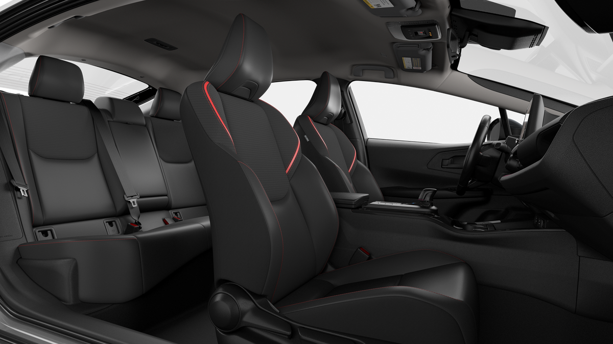2027 Toyota Prius Plug-in Hybrid SE